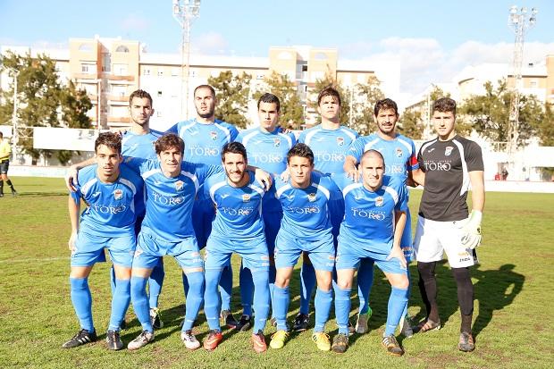 Isra, en el equipo titular de Chiclana (Foto: www.xerezclubdeportivo.es).