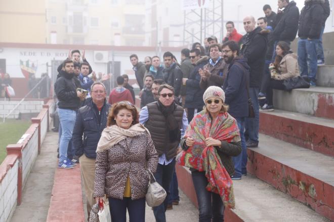 Esteban Vigo, en la grada de Rota.