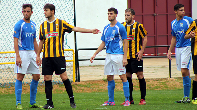 Juanma Longa, en un partido de esta campaña (Foto: www.xerezclubdeportivo.es).