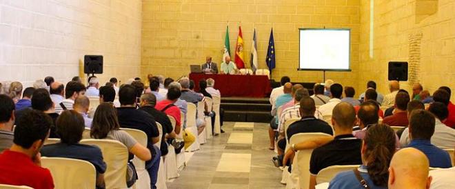 La Asamblea del equipo azulino (FOTO: xerezdeportivofc.com).