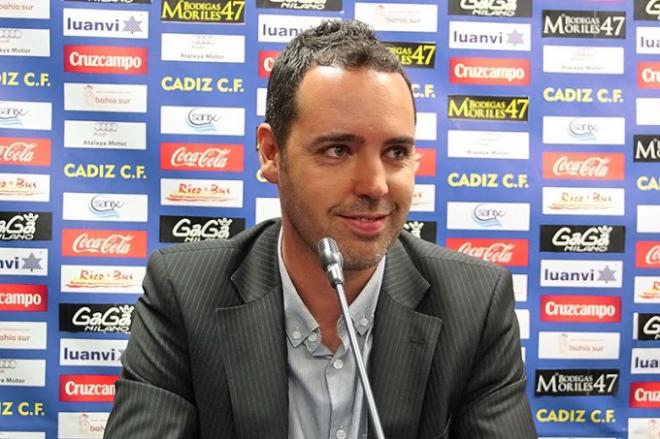 Quique González, coordinador de la cantera del Cádiz CF, estará presente en la India.