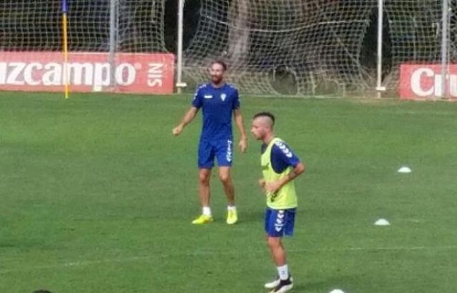 Buenas sensaciones para el lateral en los últimos entrenamientos.