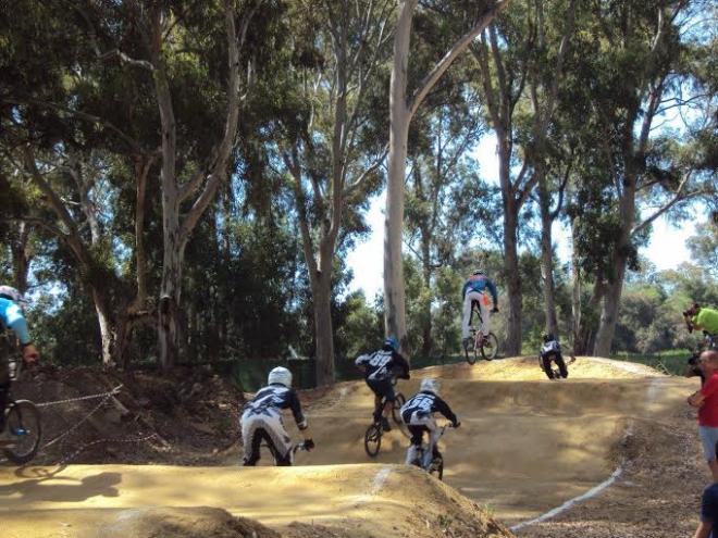 Momento de la competición de BMX (Foto: El Templete Los Barrios).