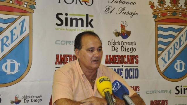 Vicente Vargas en rueda de prensa.