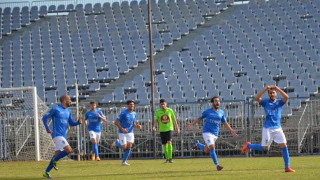 Celebración del gol de Alberto.