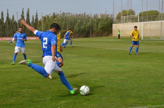 Instante del partido disputado en El Rosal. (FOTO: Xerez CD)