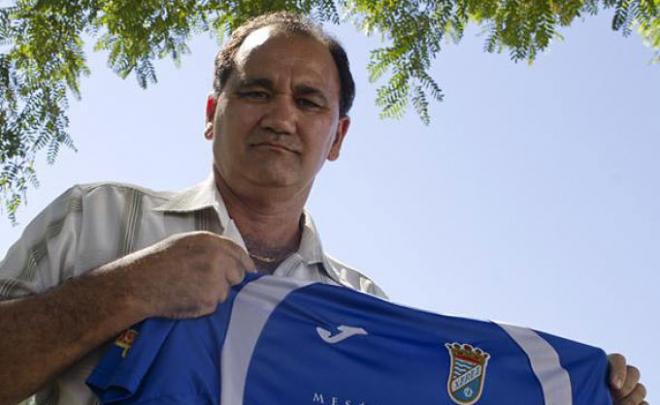 Vargas, con la camiseta xerecista. (Foto: Xerezmania.com).