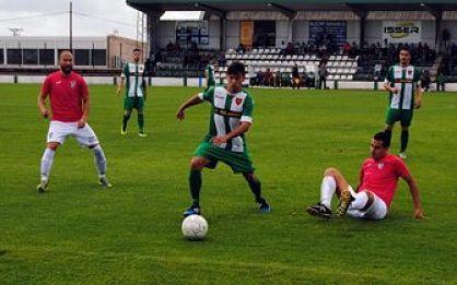 Imagen del partido en el estadio valverdeño (Foto: Diario de Jerez).