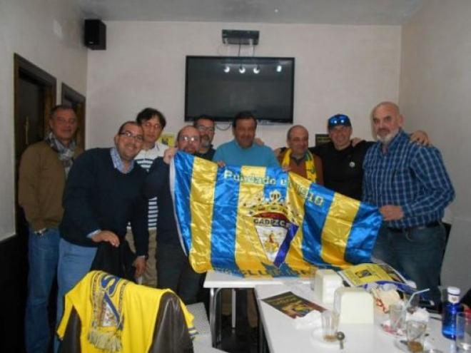 Representantes de las peñas, durante la tertulia (Foto: FPCadistas).