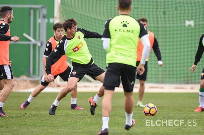 La plantilla del Elche, durante un entrenamiento (Foto: Elche CF).