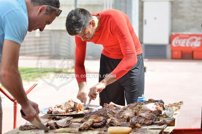 Tras el entreno, la plantilla comió en la Ciudad Deportiva. (Foto: RVM).