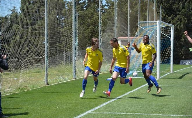 Lance del último encuentro del filial ante el Xerez (Foto: CCF).