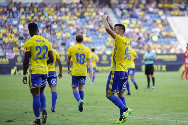 Barral celebra un gol en Carranza (Foto: Cristo García).