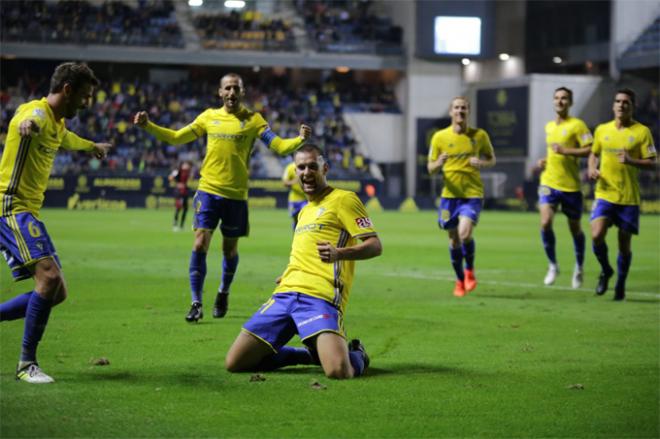 Carrillo, celebrando el gol (Foto: Cristo García).