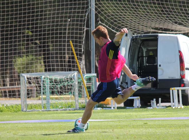 Álex Fernández, en un entrenamiento.