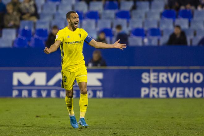 Servando durante el partido en La Romareda (Foto: Daniel Marzo).