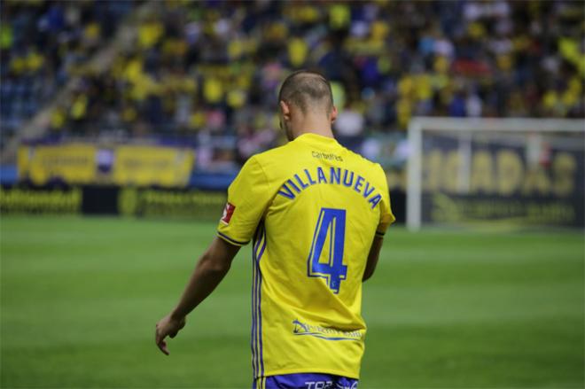 Mikel Villanueva, en un partido con el Cádiz (Foto: Cristo García).