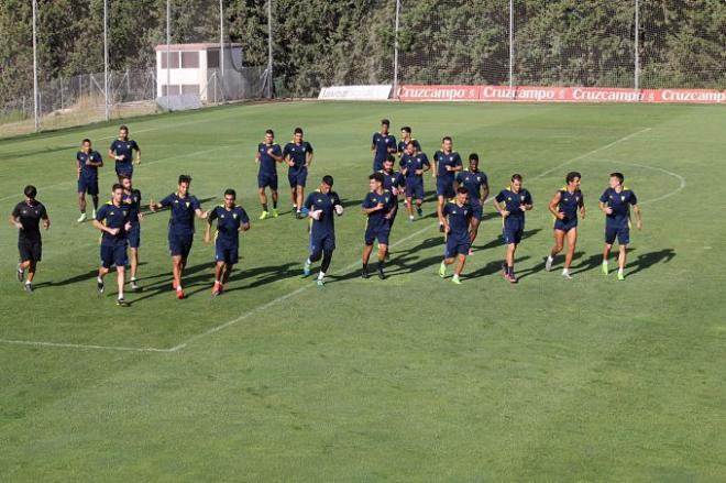 El Cádiz, en el entrenamiento de este jueves.