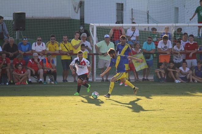 Un lance del amistoso frente al Melilla (Foto: Nacho Limón).
