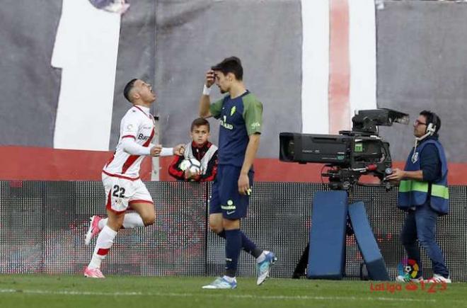 Raúl de Tomás celebrando un gol (Foto: LaLiga).