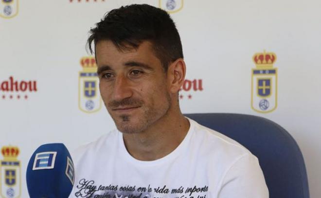 Saúl Berjón en rueda de prensa (Foto: Real Oviedo).