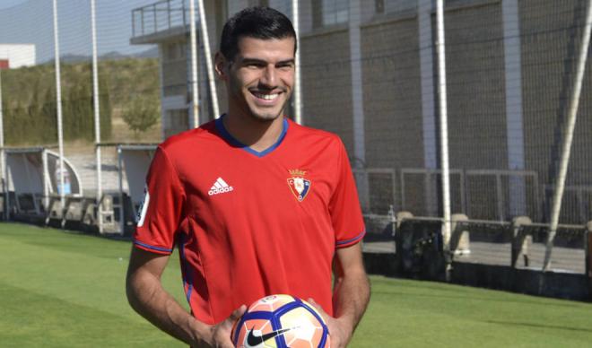 Javi Álamo se ha desvinculado del Osasuna.