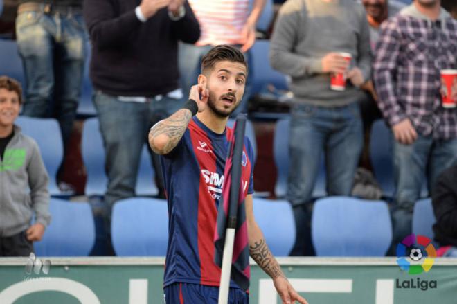 Vadillo, en un partido en Huesca (Foto: LaLiga).
