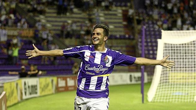 Juan Villar, celebrando un gol en Valladolid.