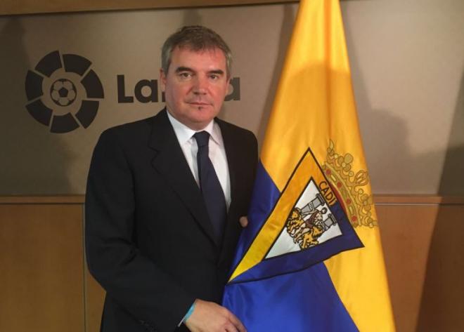 Vizcaíno, con la bandera cadista en LaLiga.