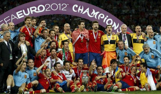 La selección española se alza con su tercera Eurocopa