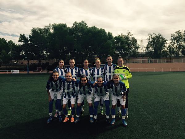 Foto del once inicial en Valencia.