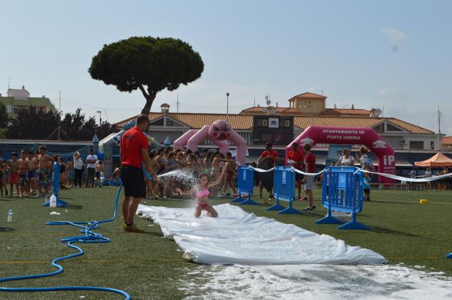 Fiesta del agua en Punta Umbría