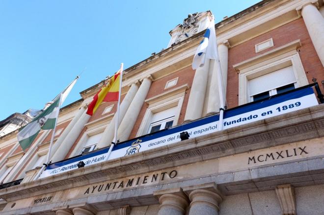 El Ayuntamiento de Huelva, propietario del Decano