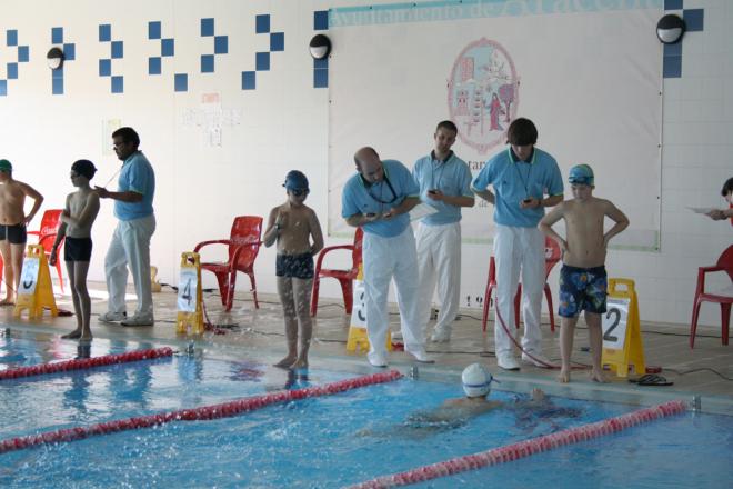 Encuentro de natación en Nerva.