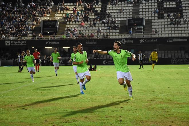Rafa de Vicente celebra un gol en Cartagena | Tenor