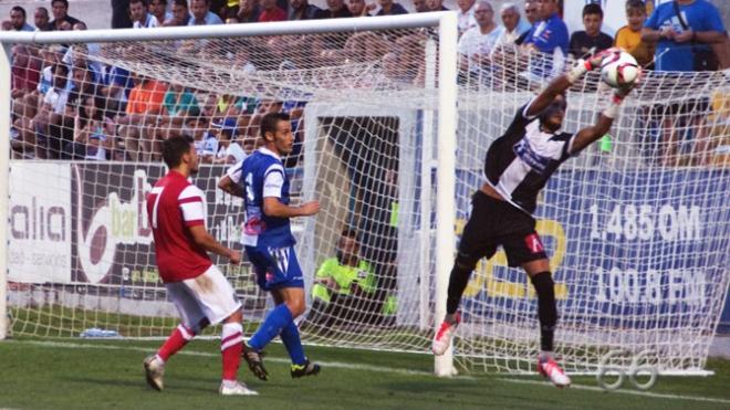 Marc Martínez, en un partido con el Alcoyano