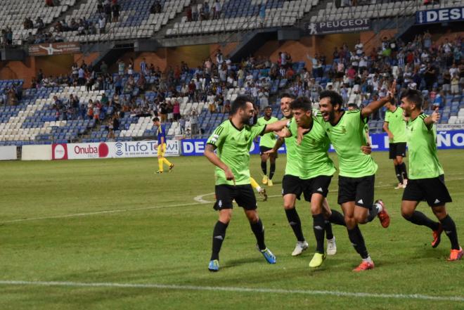 Celebración del gol de David Segura | Tenor