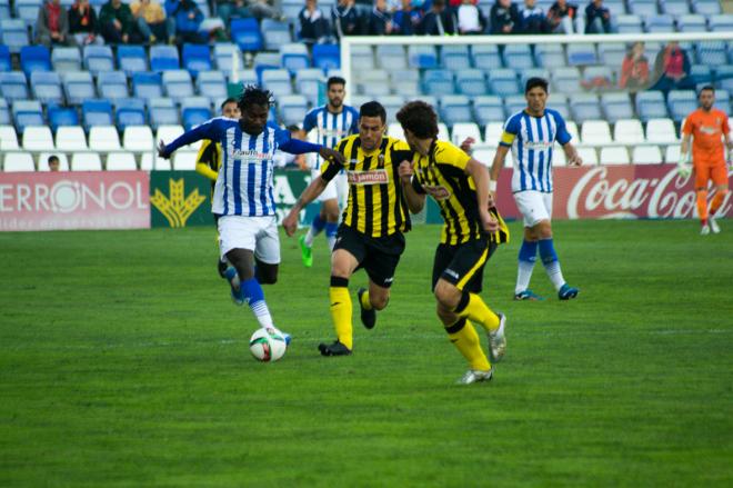 Keita durante el partido contra el San Roque. Foto: Clara Verdier).