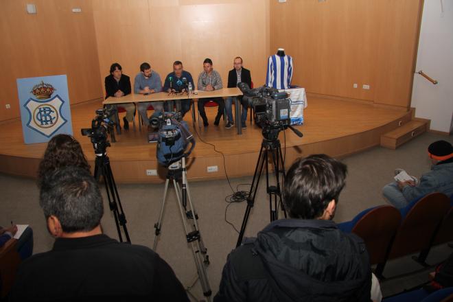 Durante la rueda de prensa de este martes | Albiazules.es