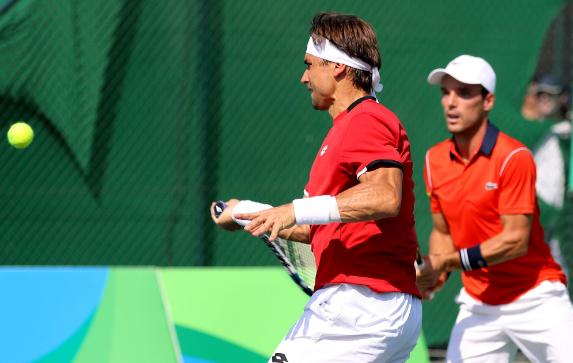 Ferrer y Bautista se impusieron a la pareja polaca.
