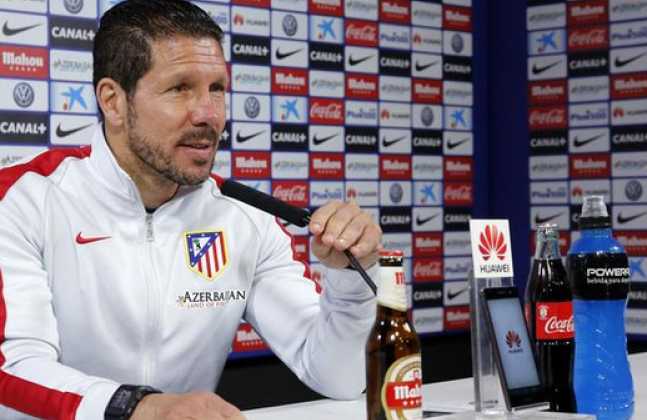 Simeone en rueda de prensa.