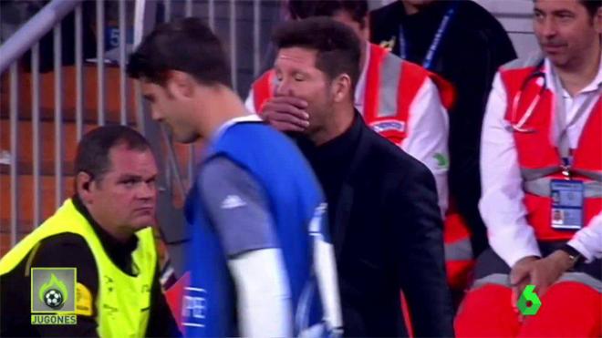 Simeone y Morata, durante el último derbi (Foto: Jugones).