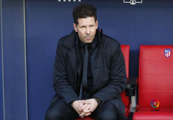 Simeone, en el banquillo del Metropolitano (Foto: LaLiga).