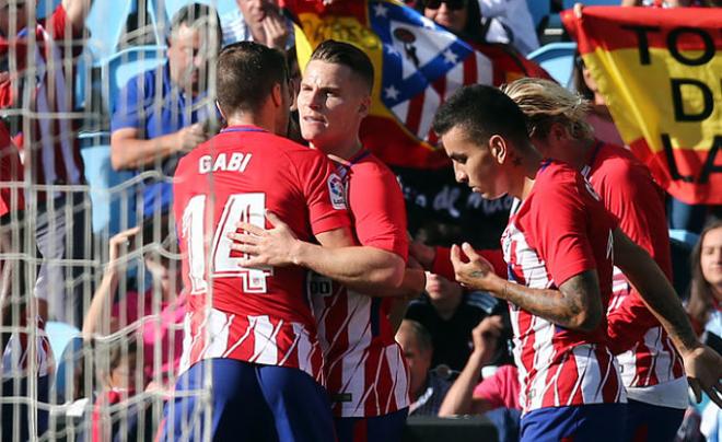 Los jugadores celebran el gol de Gameiro (Foto: ATM).