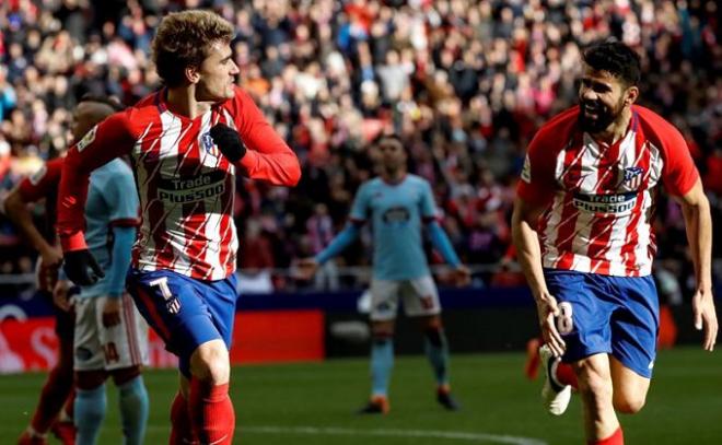 Griezmann y Costa celebran un gol con el Atlético.
