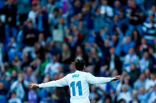 Bale celebra un gol con sus compañeros.