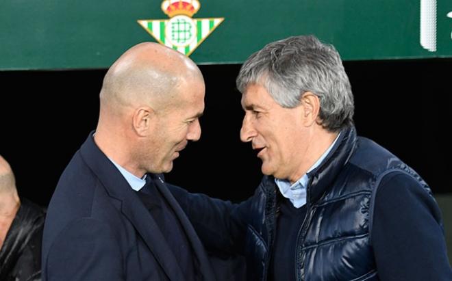 Zidane y Setién se saludan antes del partido (Foto: Kiko Hurtado).
