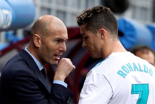 Zidane, junto a Cristiano (Foto: EFE).