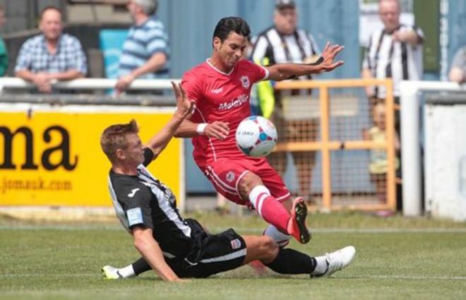 Javi Guerra, con el Cardiff.