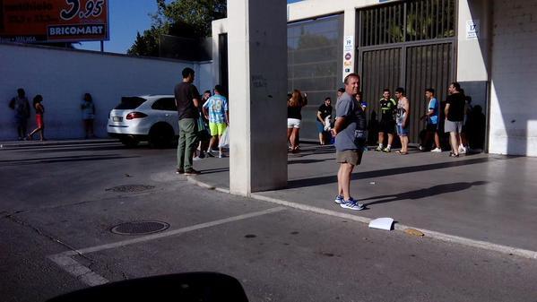 Aficionados este domingo en La Rosaleda. / Foto: @Carlos_hg93.